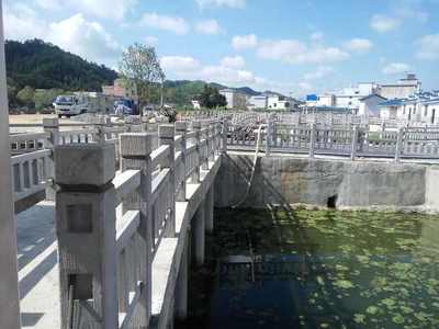 新農村鄉村旅游 河道池塘仿木欄桿改造，生態與鄉村美學的融合探索